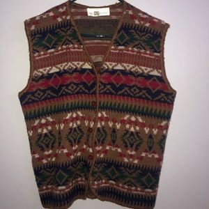 Vintage sweater vest button up